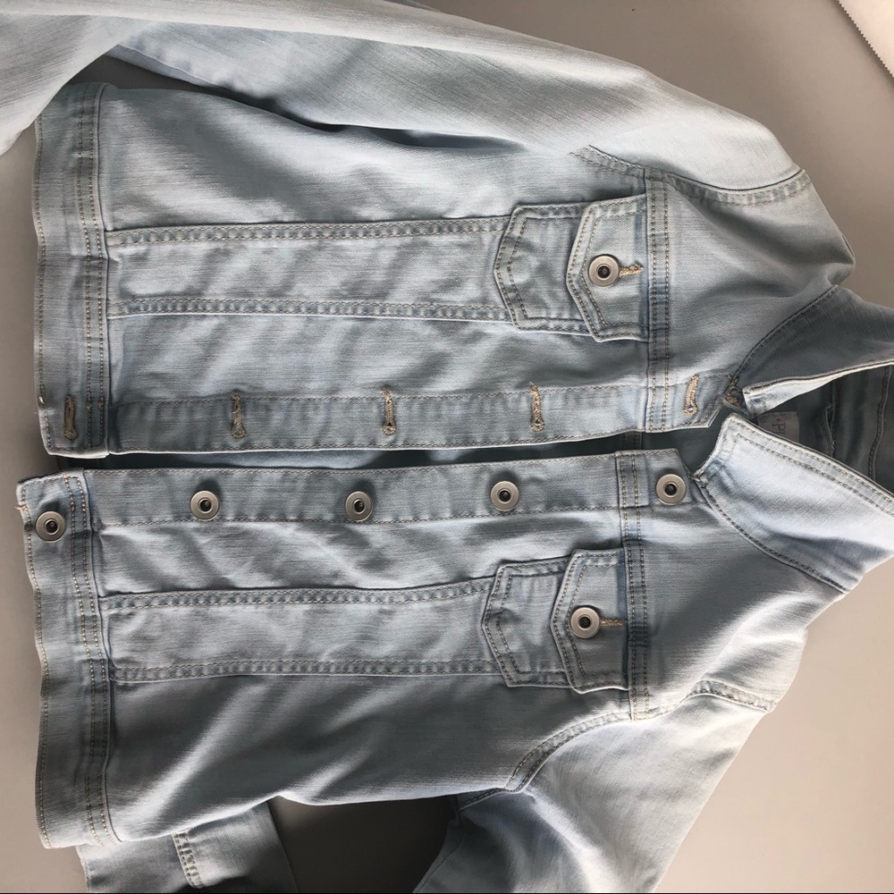 Jean Jacket - Picture 8 of 8